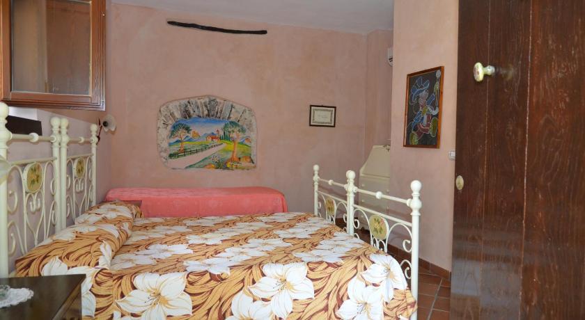 Agrestis Domus Guest House San Giovanni a Piro Rom bilde